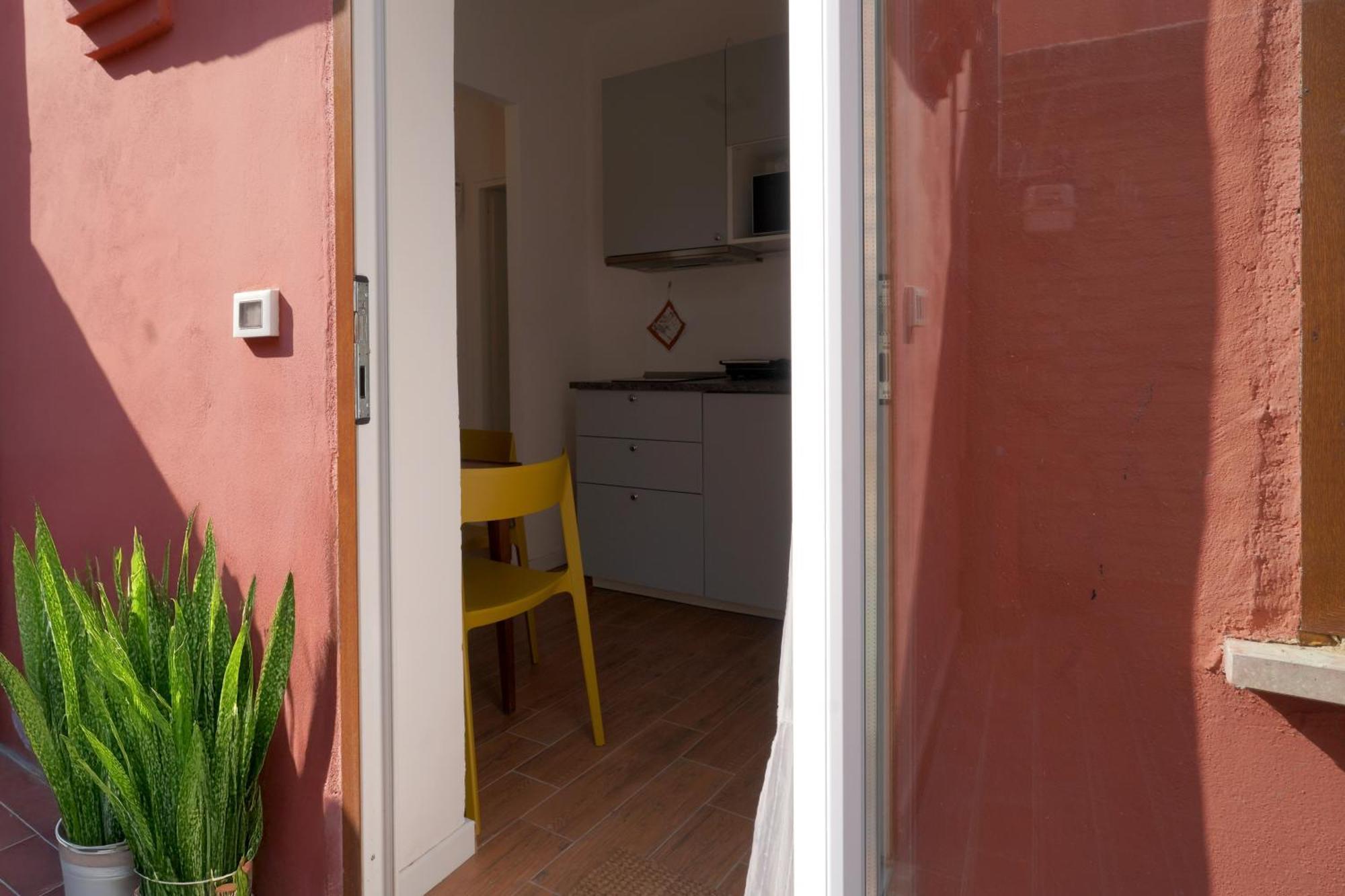 With Court Center Historical Center Apartment